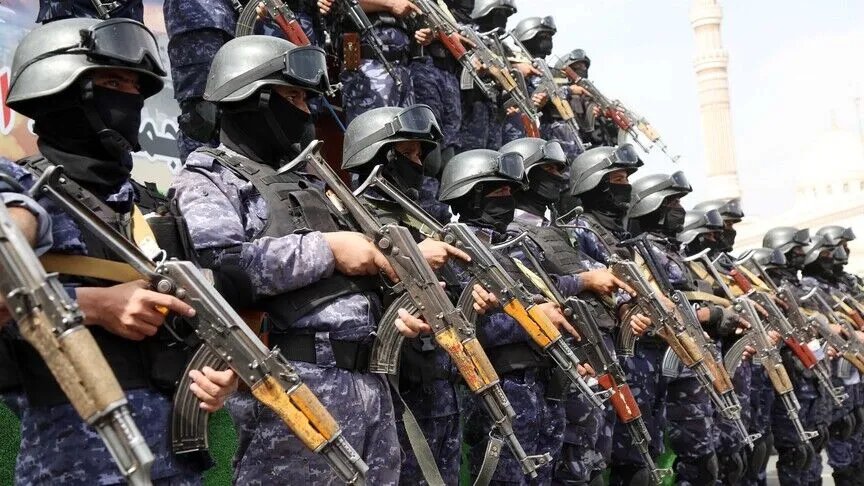 Suudi Arabistan'a bir saldırı daha! Husiler stratejik yerleri hedef aldı