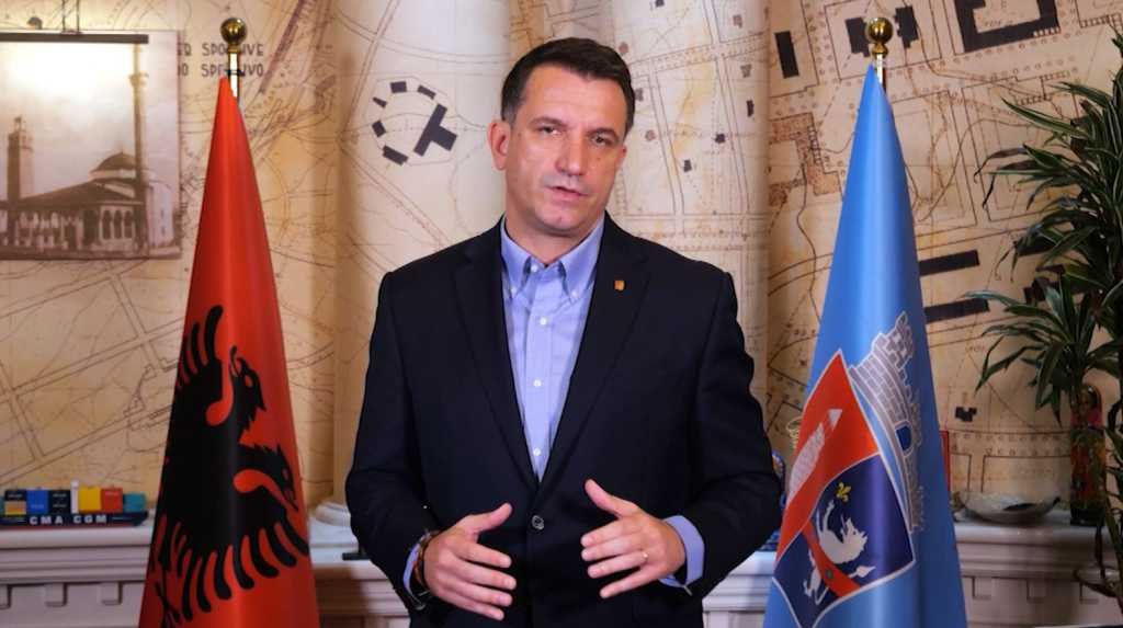 Yapay zeka başkenti yönetmeye başladı! Başkan cezaevinden mesaj gönderdi