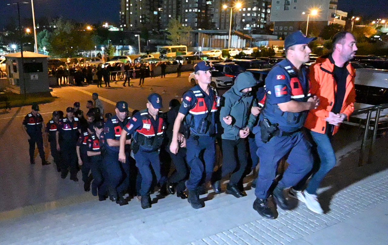 Kırıkkale Yahşihan Belediyesi'ne 2. dalga operasyon! Başkan yardımcısının üzerinden 1630 taşınmaz çıktı
