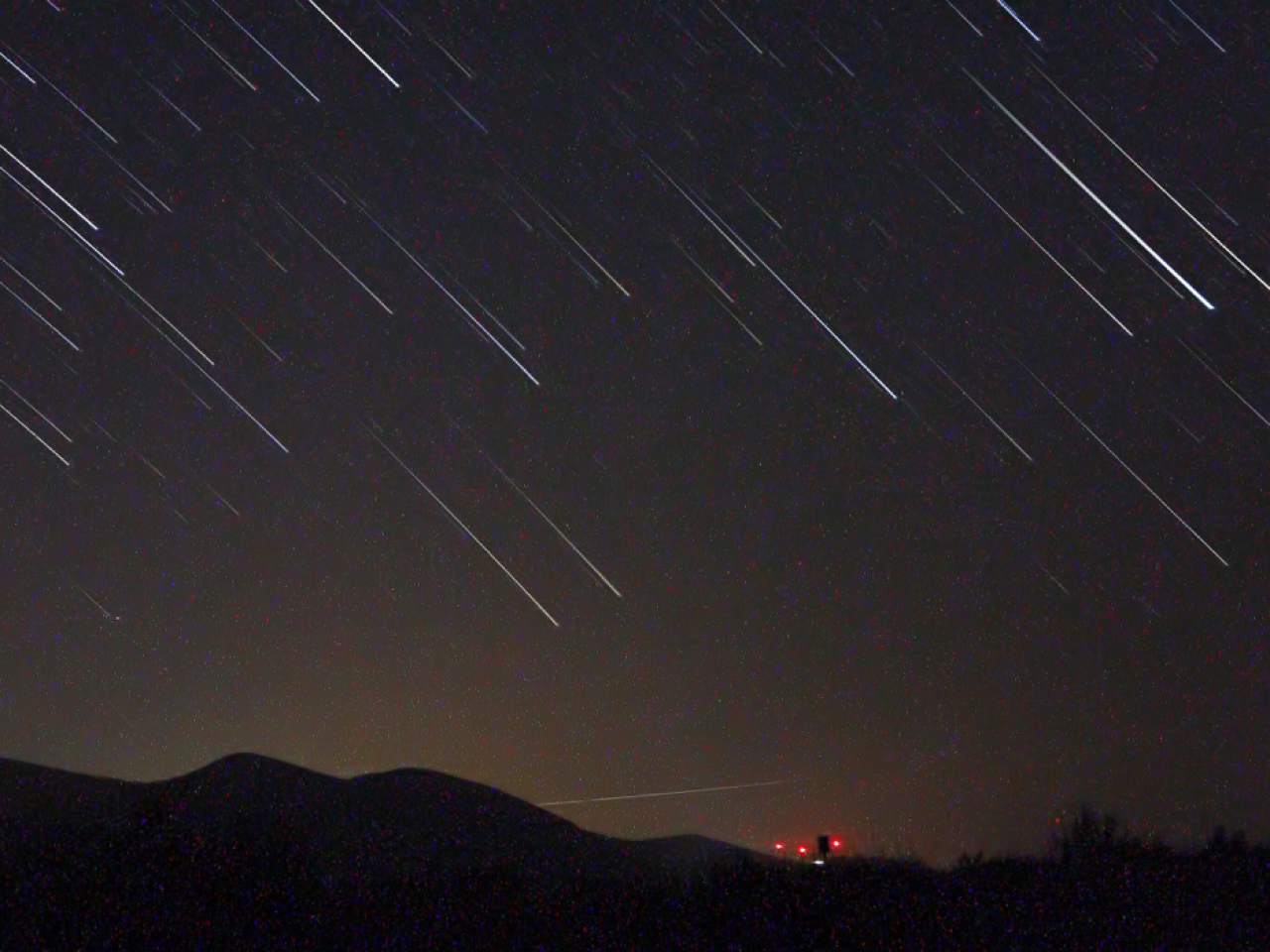Orionid meteor yağmuru ne zaman, saat kaçta nasıl izlenir? Türkiyeden görülecek mi?