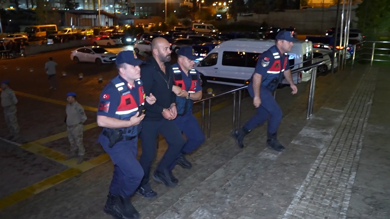 Tutuklu eski imar müdürünün evrakları, başkanvekilinin evinden çıktı! Yolsuzluk soruşturmasında yeni perde