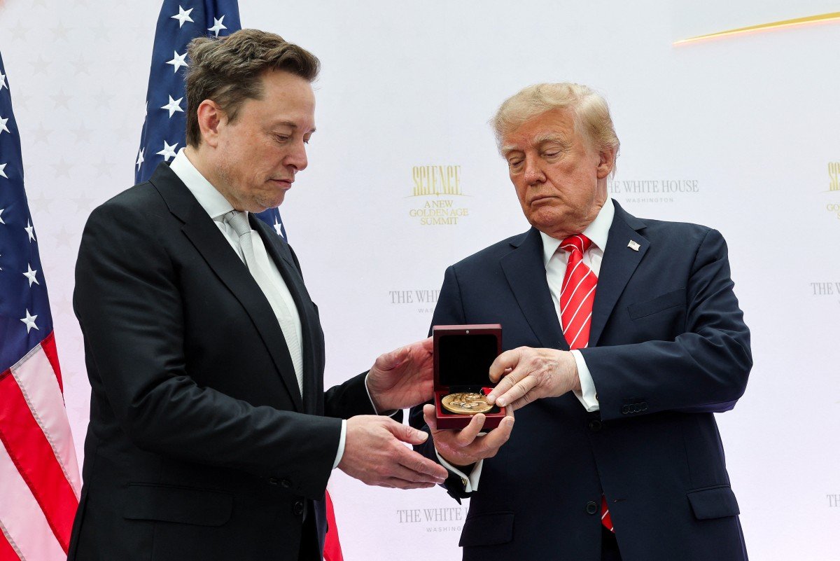 Aralarındaki buzlar eridi! Trump, Musk'ı övgü yağmuruna tuttu: Zamanımızın Edison'u