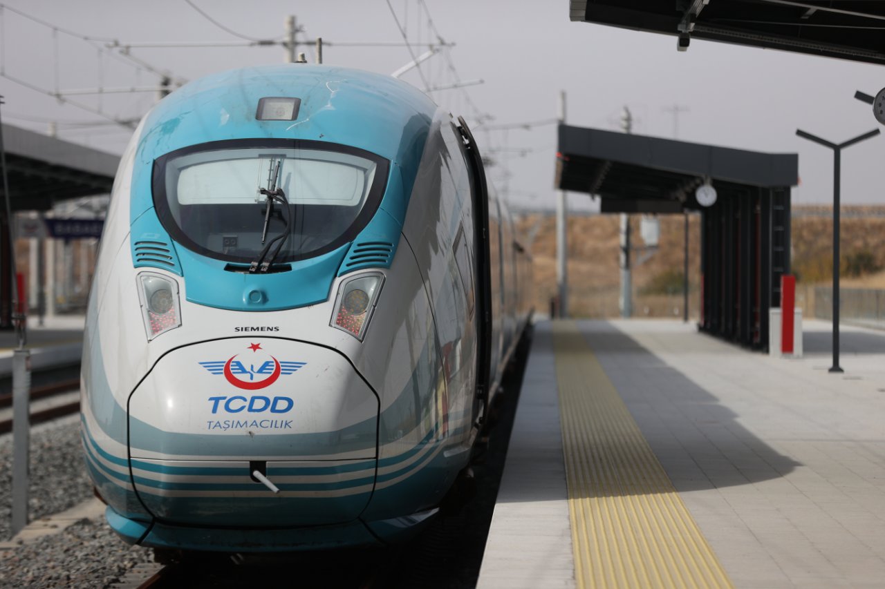 Cumhurbaşkanı Erdoğan, Çerkezköy-Kapıkule Hızlı Tren Hattı açılış töreninde konuşuyor