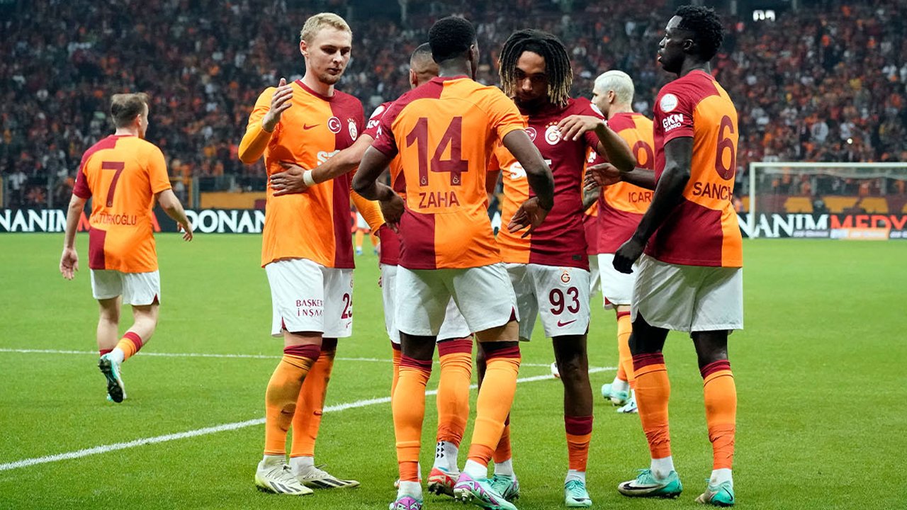 Galatasaray'ın eski yıldızına çılgın teklif