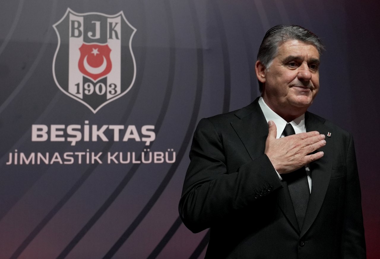 Kongrede seçime tek aday giren Serdal Adalı, kullanılan 3910 oyun, 3815'ini alarak yeniden başkanlığa seçildi.