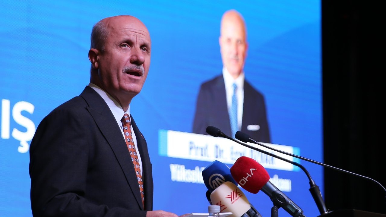 Üniversitelerde değişim sinyali! YÖK Başkanı ders yüküne dikkat çekti