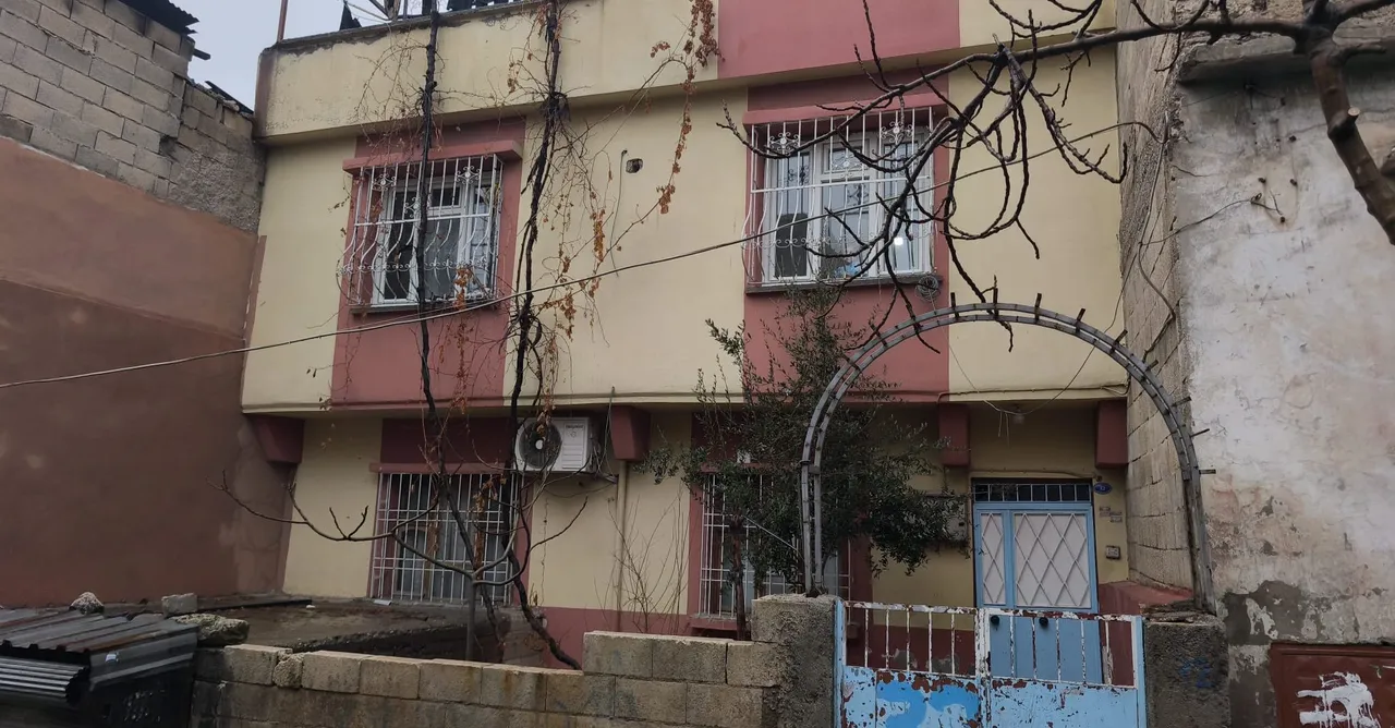 2,7 milyon TL buhar oldu! Çelik kasayı alıp sırra kadem bastılar