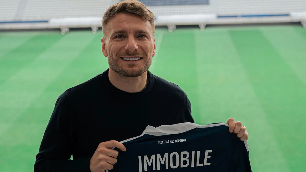 Ciro Immobile'den sürpriz imza