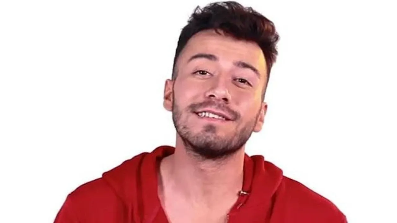 Hakkında yakalama kararı çıkarılan Enes Batur sessizliğini bozdu