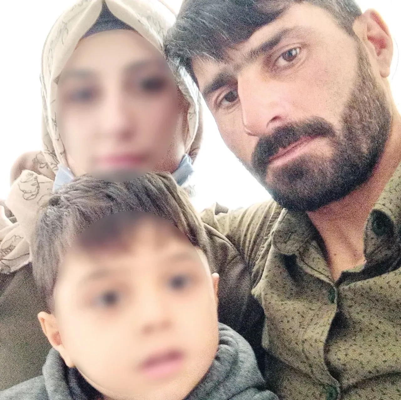 Kayıp çoban Bülent Gezer'in ailesinden yürek yakan çağrı: Ellerinde pankartlarla feryat ettiler