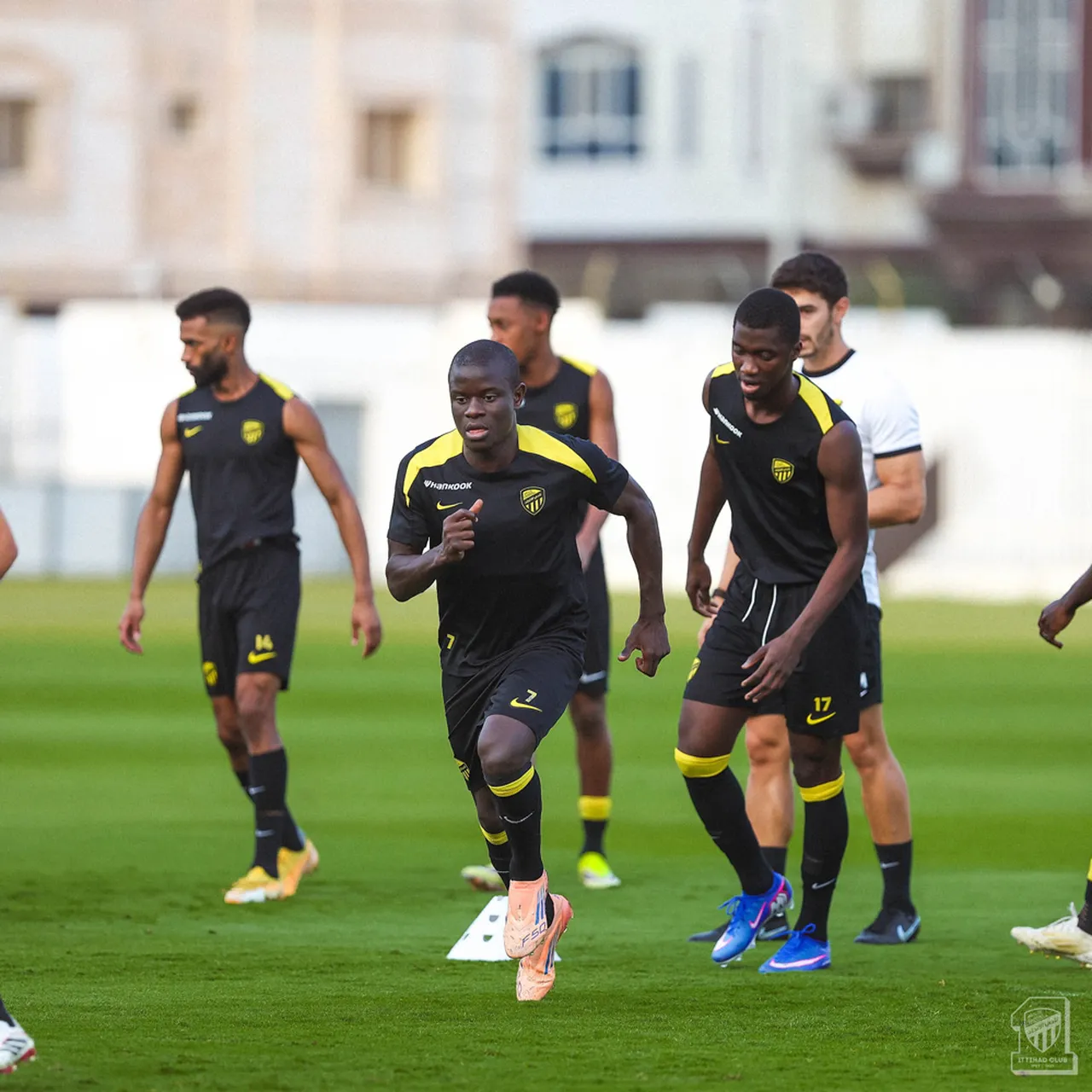 Kante, Fenerbahçe için gemileri yaktı: Maça çıkmadı