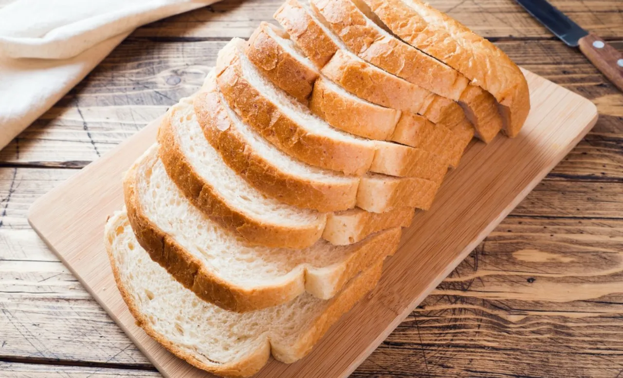 Sofradaki tehlikeye dikkat: Yediğinizde beyniniz yavaşlıyor