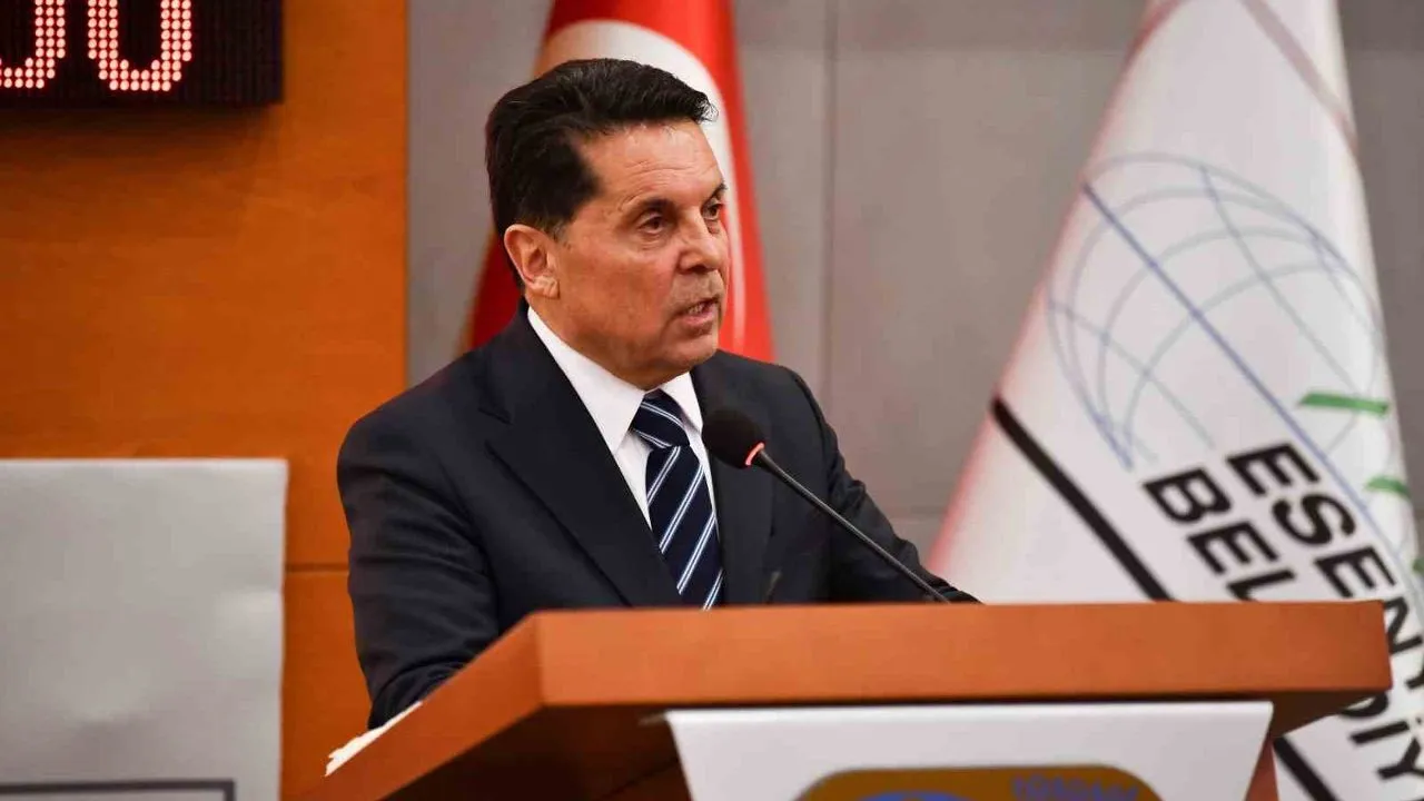 Ahmet Özer'den 'Aziz ihsan Aktaş' savunması: Cezaevi sürecinde tanıdım