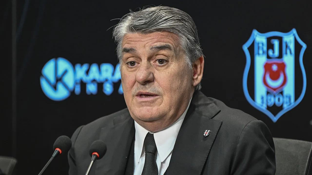 Beşiktaş'tan Panionios maçında açılan ırkçı pankarta tepki