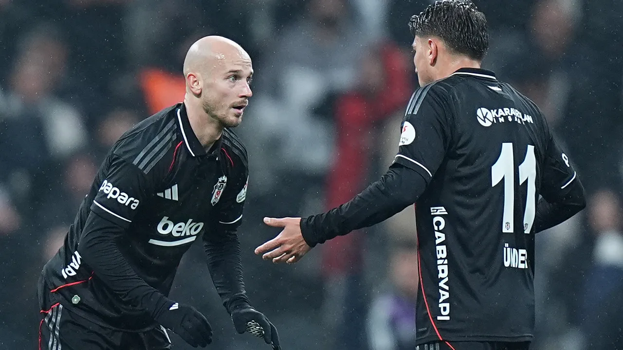 Beşiktaş'tan 'Vaclav Cerny krizi' iddiasına cevap: Tamamen hayal ürünü