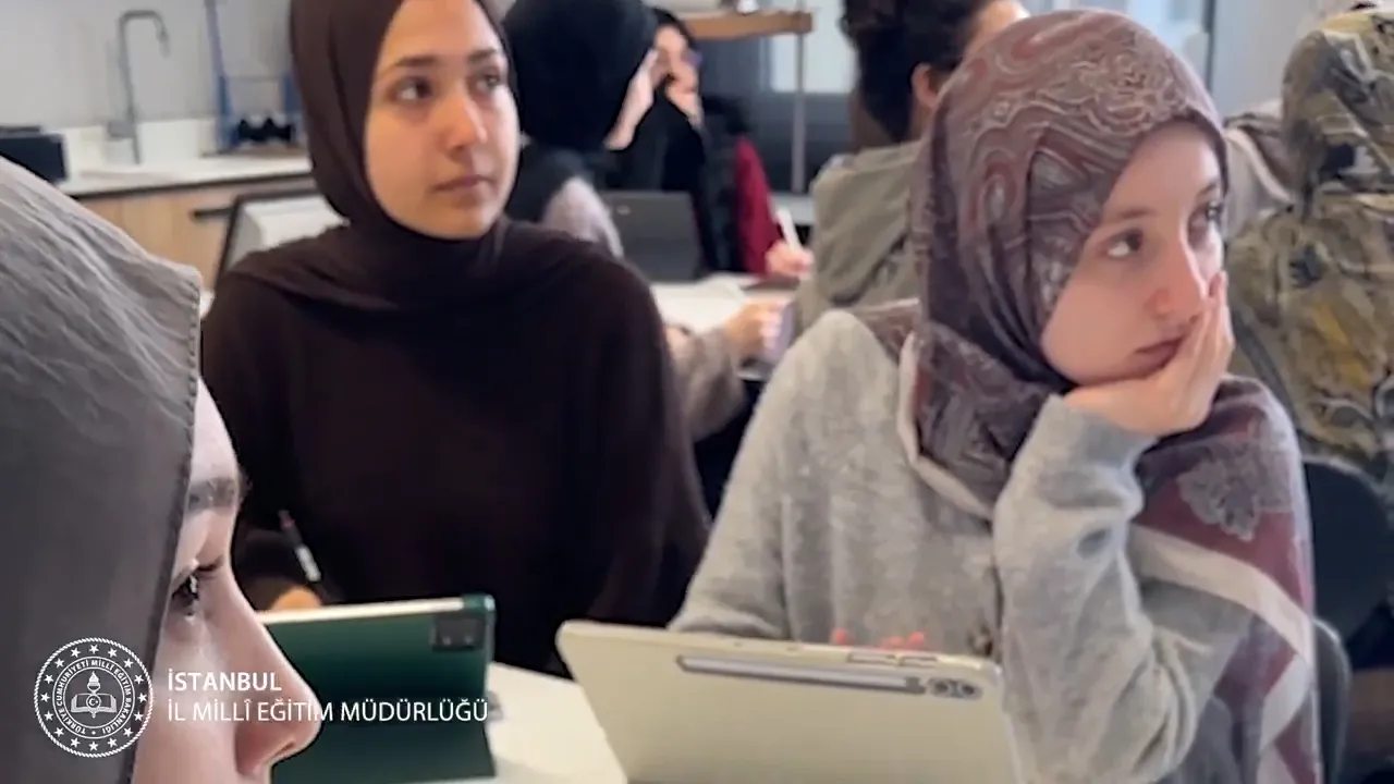 İstanbul'da bu hafta 'Nezaket Haftası'! Empati ve iyilik sınıfları saracak