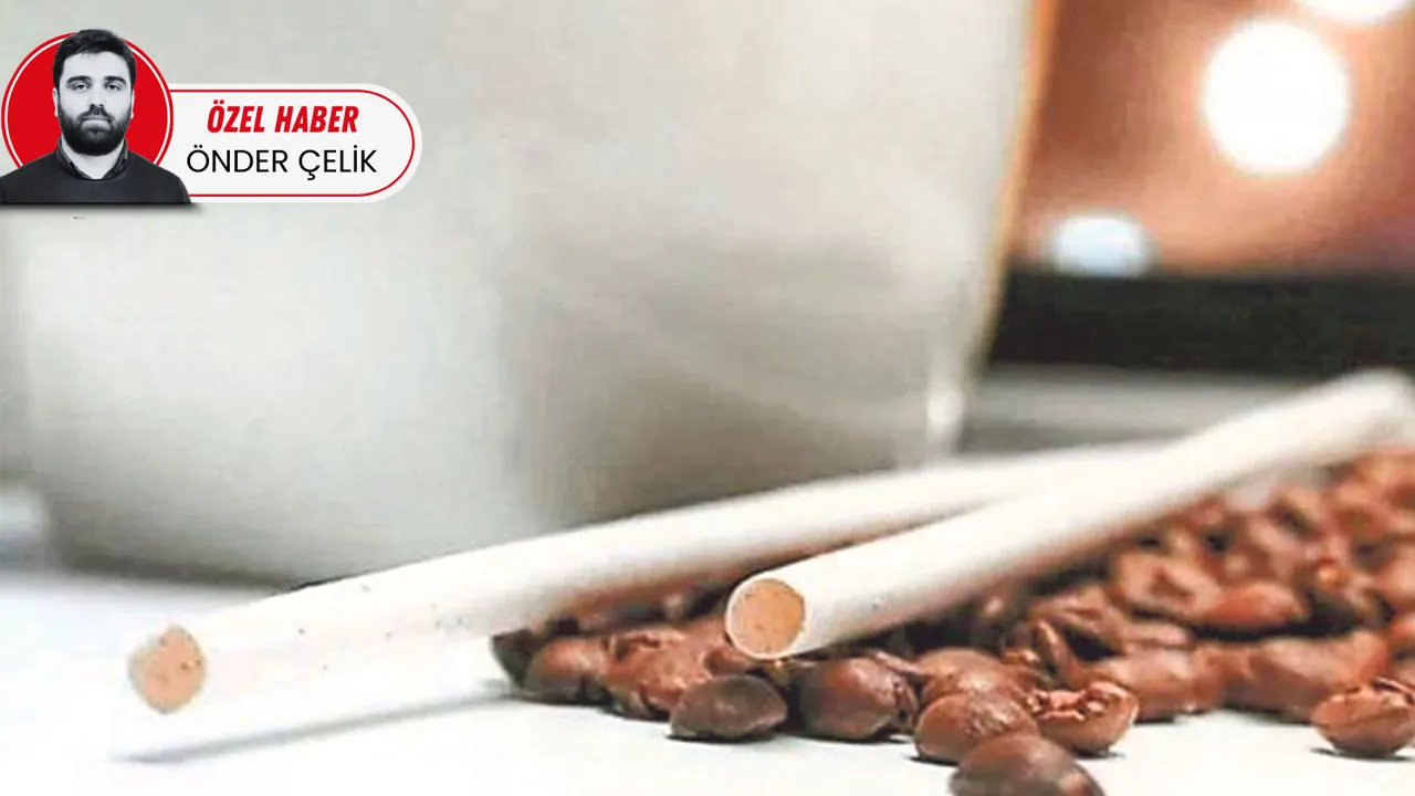 Kahve posası, pipet ve tıkaca kahve çuvalı çantaya dönüştü! Kahve Dünyası'ndan 'reform' projesi