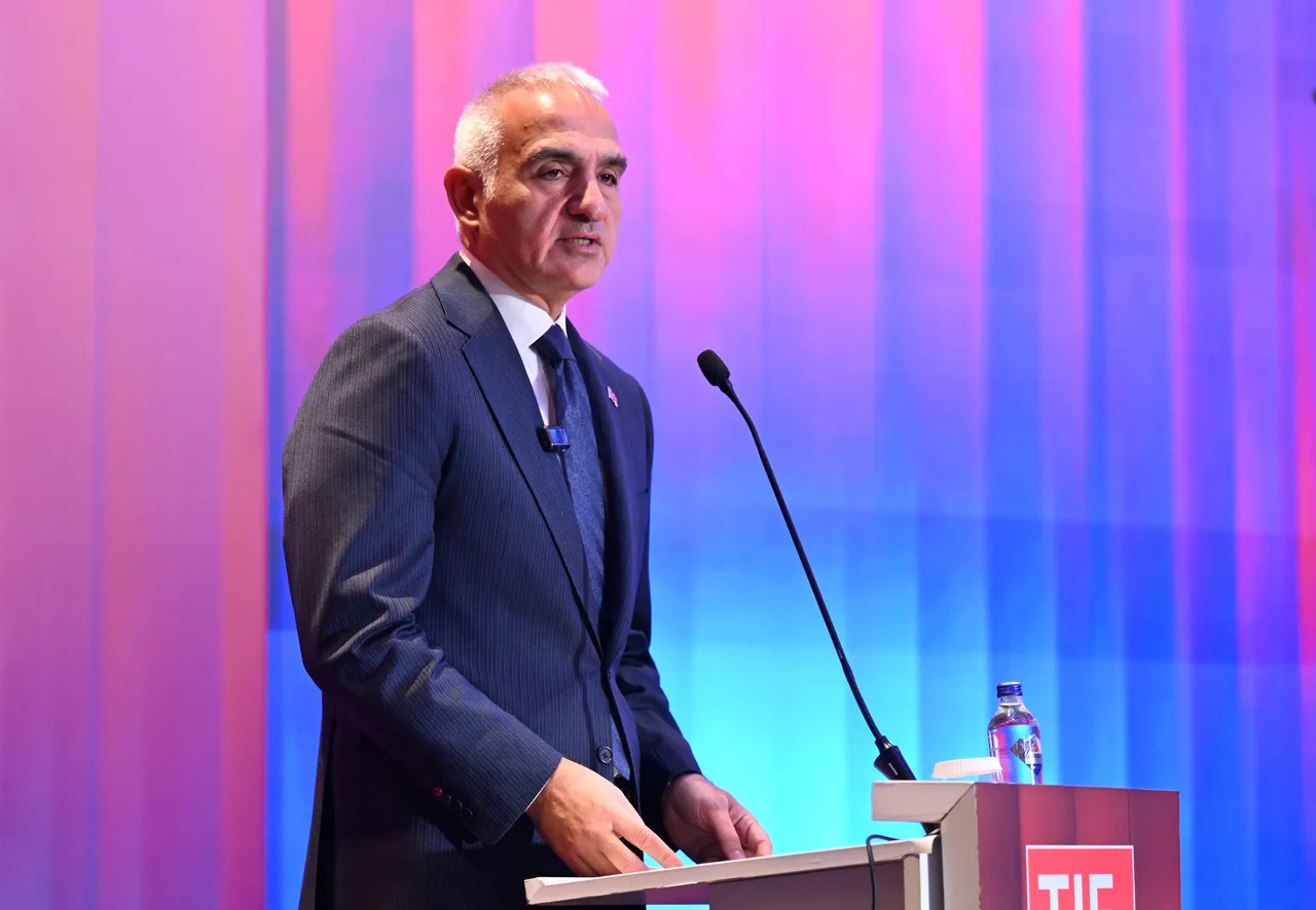 Kültür ve Turizm Bakanı Ersoy: Turizm gelirinde 8 sıra atladık