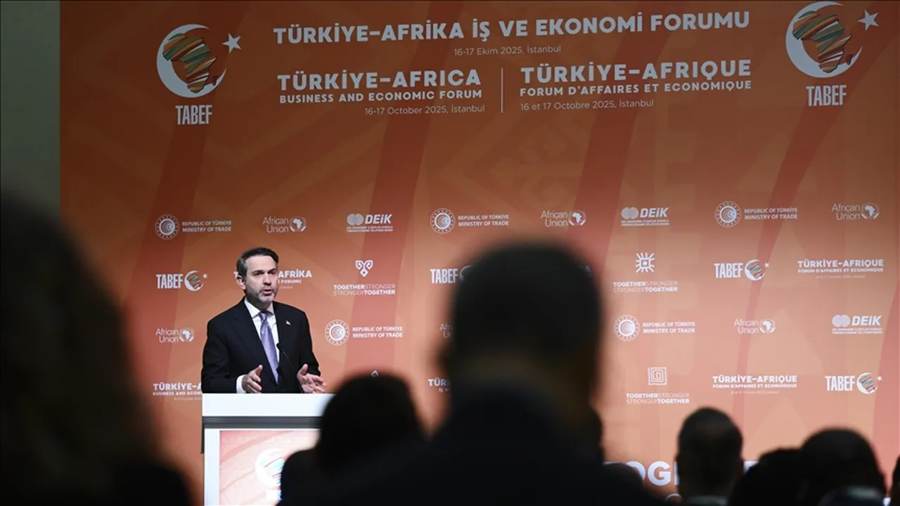 Bakan Bayraktar: Türkiye yaklaşık 20 Afrika ülkesiyle enerji ve madencilik işbirliği anlaşmaları imzaladı