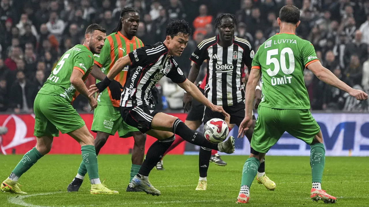 Süper Lig'de 23'üncü hafta programı: Maç saatleri değişti