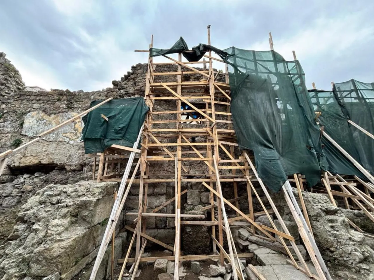 Trabzon'da yerin 8 metre altından tarih çıktı! Dünyada sadece 3 tane var