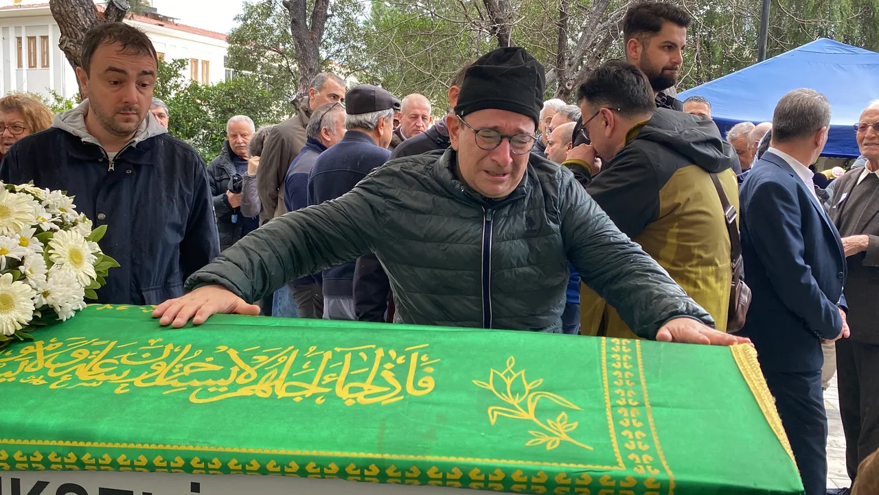 Yaşlı çiftin sır ölümü! Oğulları cenazede gözyaşı döktü: Hunharca yapılan bir cinayet