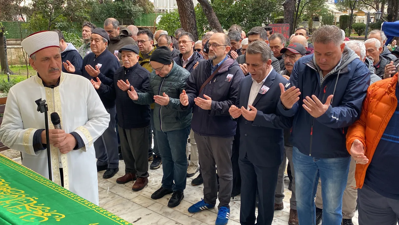 Yaşlı çiftin sır ölümü! Oğulları cenazede gözyaşı döktü: Hunharca yapılan bir cinayet