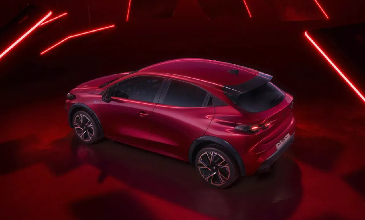 Yeni Clio yola çıktı! Satış fiyatı belli oldu…