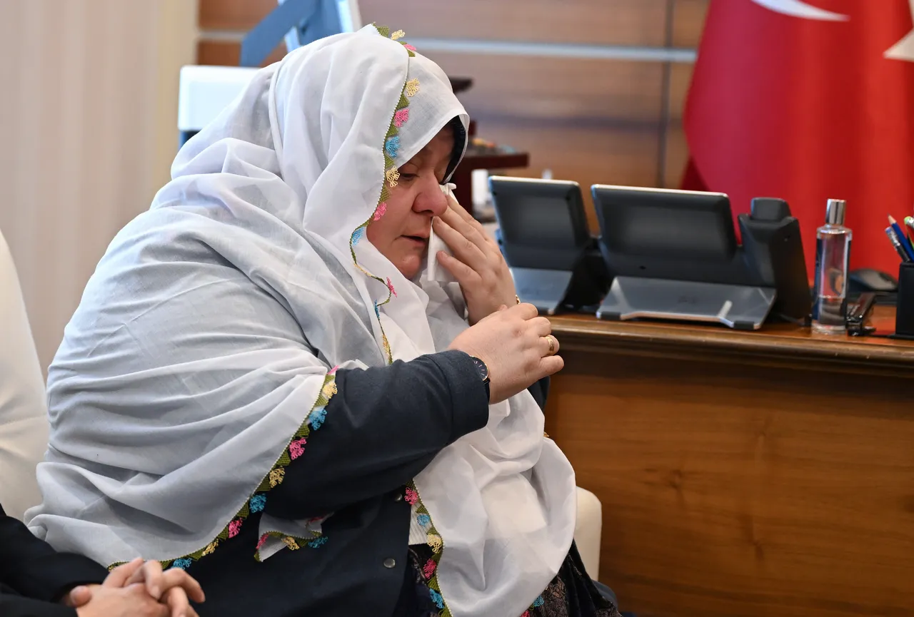 Zeynep Güneş gözyaşları içinde anlattı! AK Parti’den bir destek daha: Cumhurbaşkanımız dimdik arkanızda