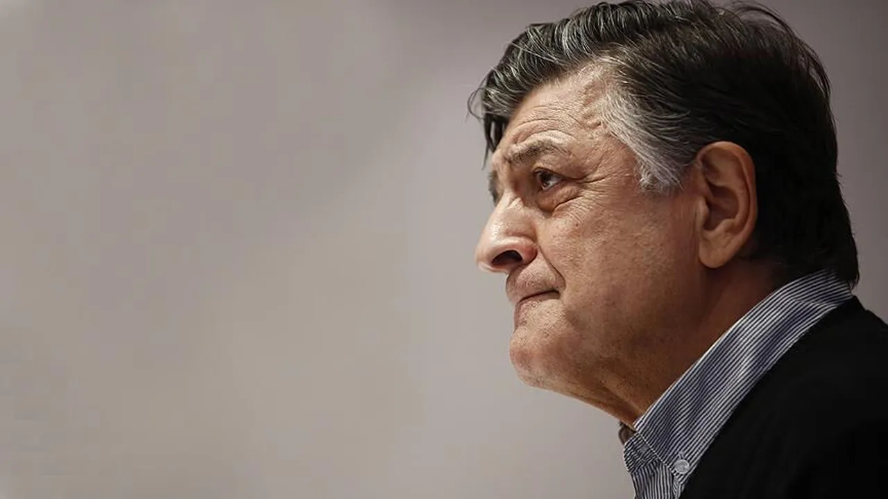 Kariyerine 1987'de Malatyaspor'da yardımcı antrenör olarak adım atan Yılmaz Vural, 39 yılda 32 farklı takım çalıştırdı.