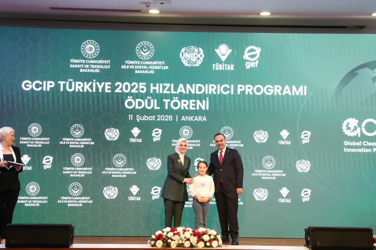 Bakan Göktaş: 15 yaş altı sosyal medya düzenlemesi elzem