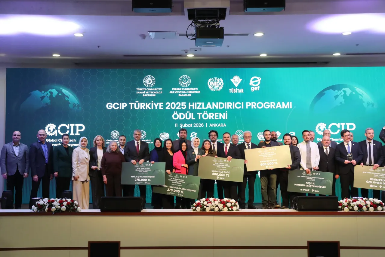 Bakan Göktaş: 15 yaş altı sosyal medya düzenlemesi elzem