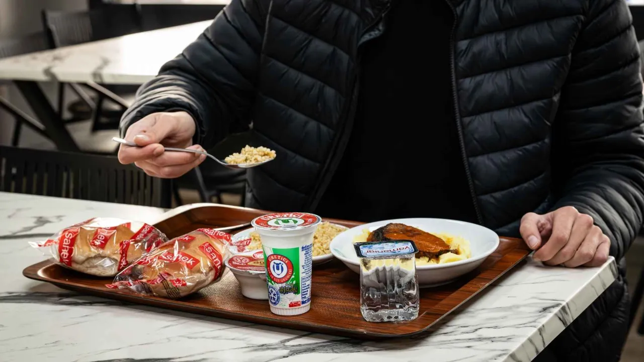 Belediye, esnafla işbirliğine gidiyor! Kent Lokantası sistemi tüm şehre yayılıyor: 4 çeşit yemek 50 TL'ye satılacak