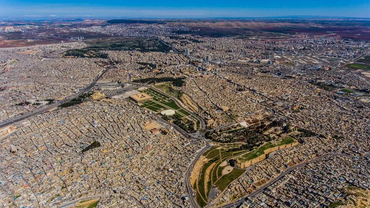 Bir şehir 13 ile bedel: Kentin yarısı kaçak elektrik kullanıyor!