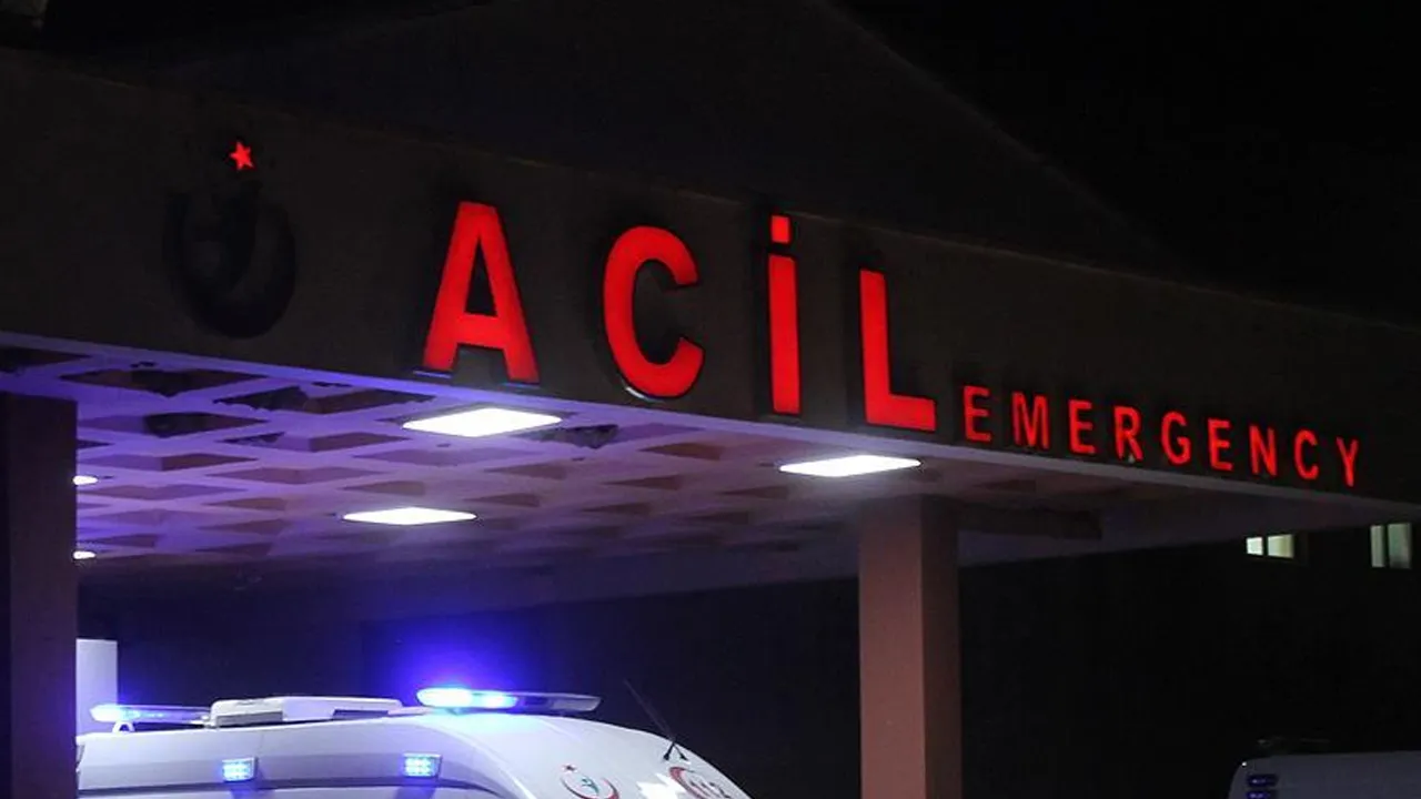 Birlikte akşam yemeği yiyen 11 kişi hastanelik oldu!