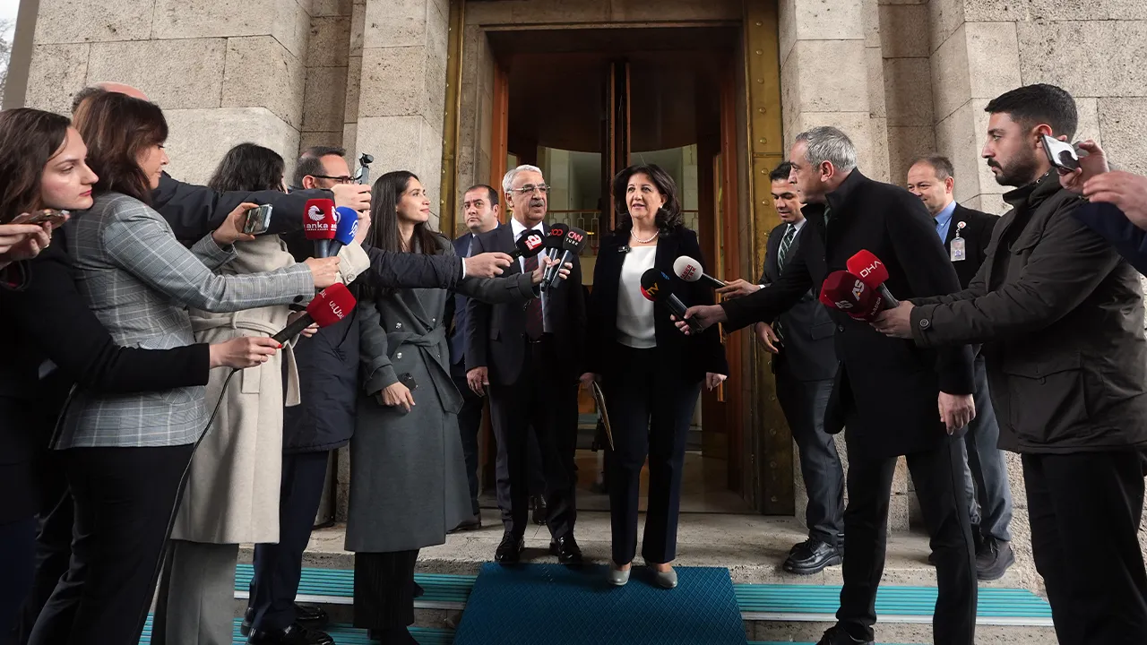 DEM Parti’den Cumhurbaşkanı’na ziyaret! Kritik görüşme başladı 