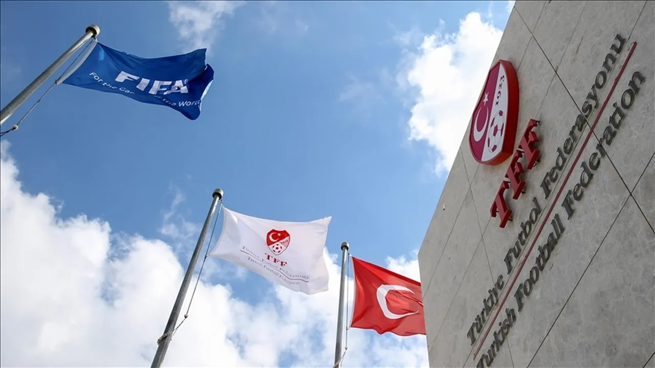 Fenerbahçe, Galatasaray ve Beşiktaş PFDK'ya sevk edildi!