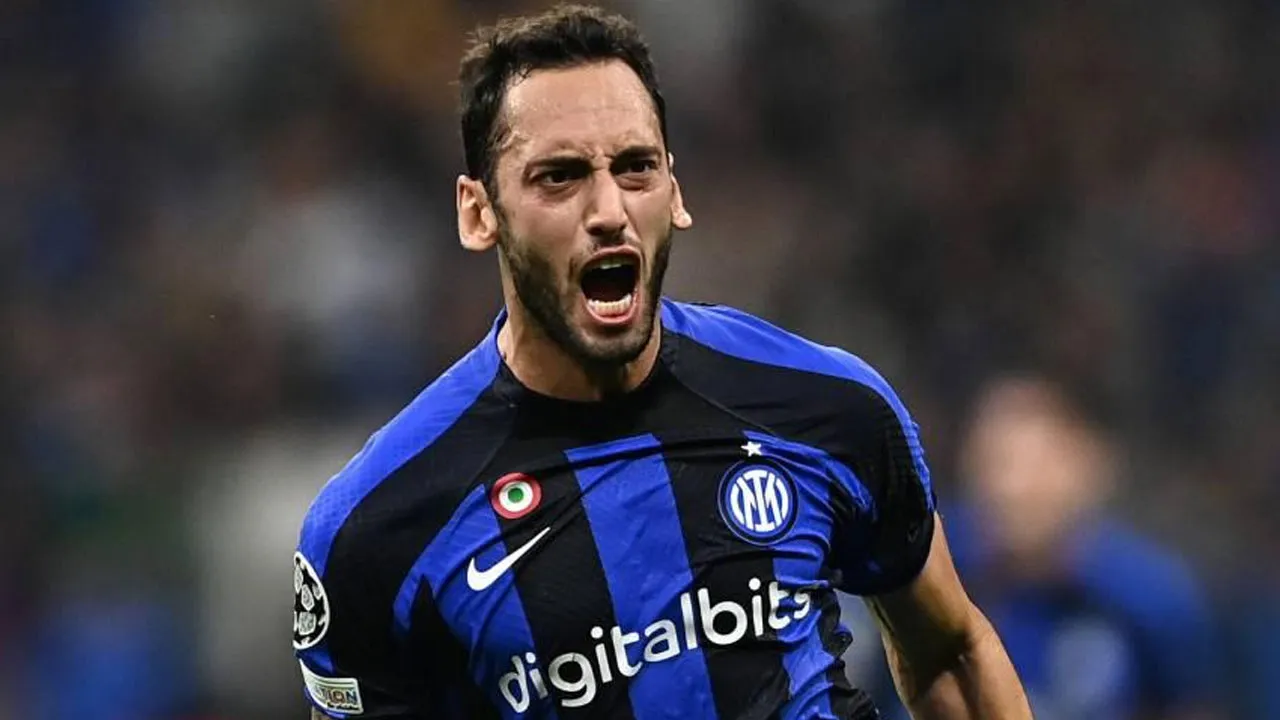 Galatasaray'da Hakan Çalhanoğlu sesleri: Transfer için tarih verdiler