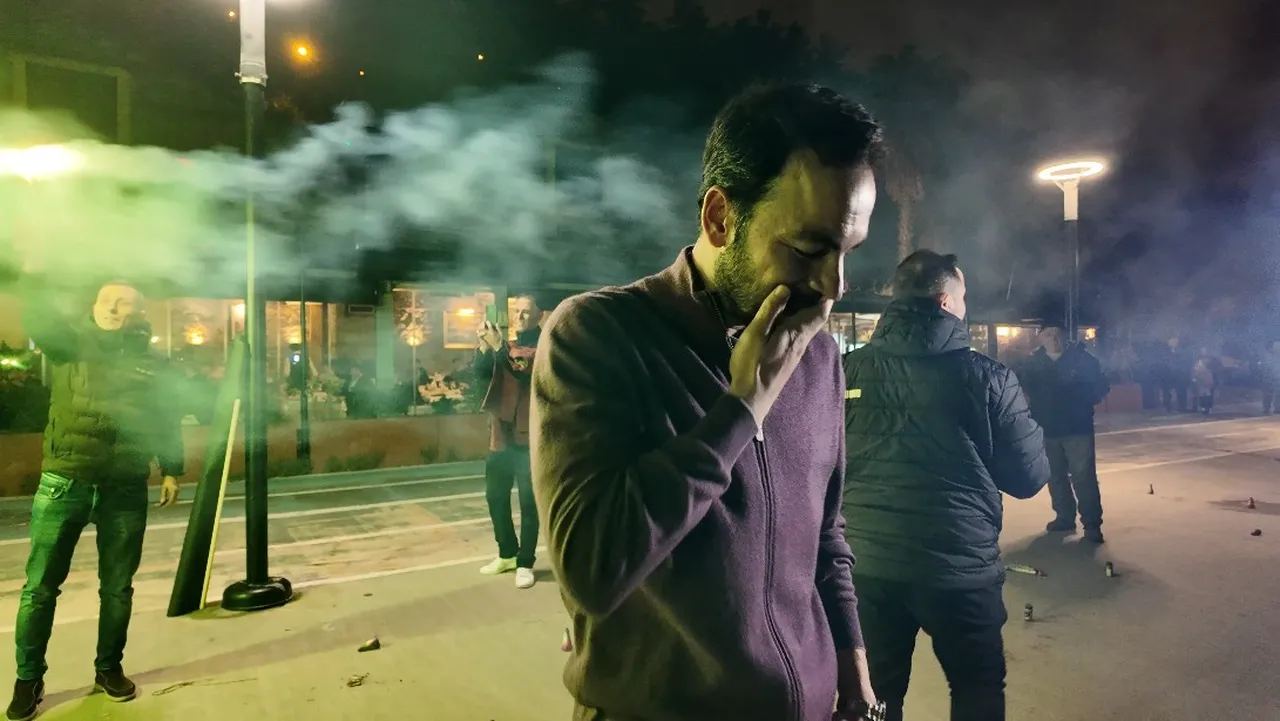 Selçuk İnan, pankartları ve sloganları tanıyarak büyük şaşkınlık yaşadı