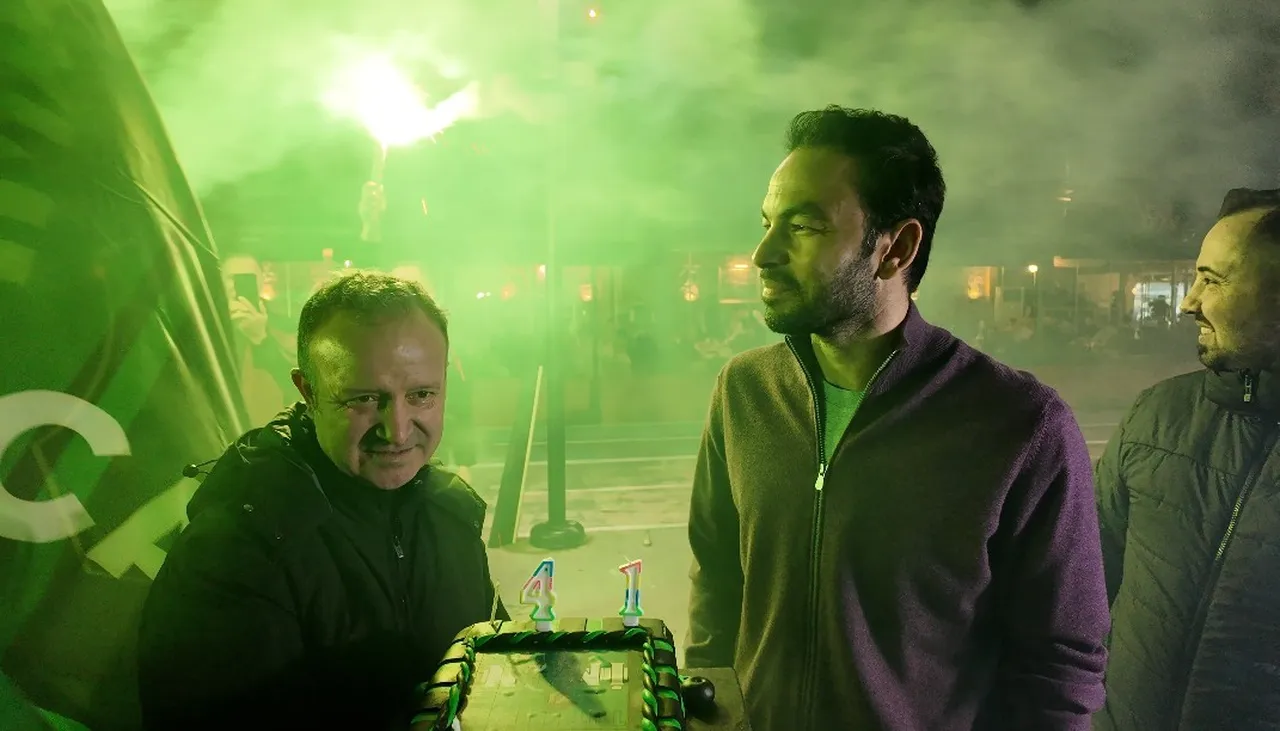 Selçuk İnan'a unutmayacağı bir anı hazırlandı ve doğum günü için özel beste yapıldı