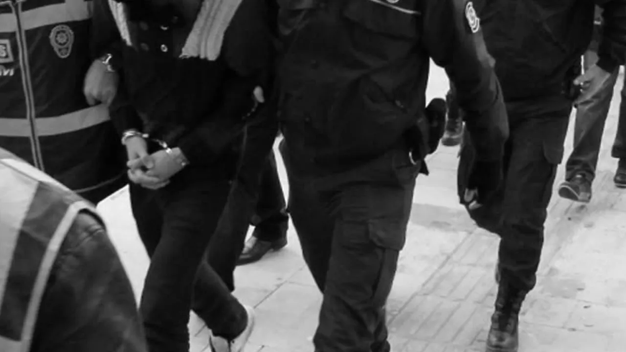 12 ilde çocuk müstehcenliği operasyonu: Çok sayıda kişi tutuklandı