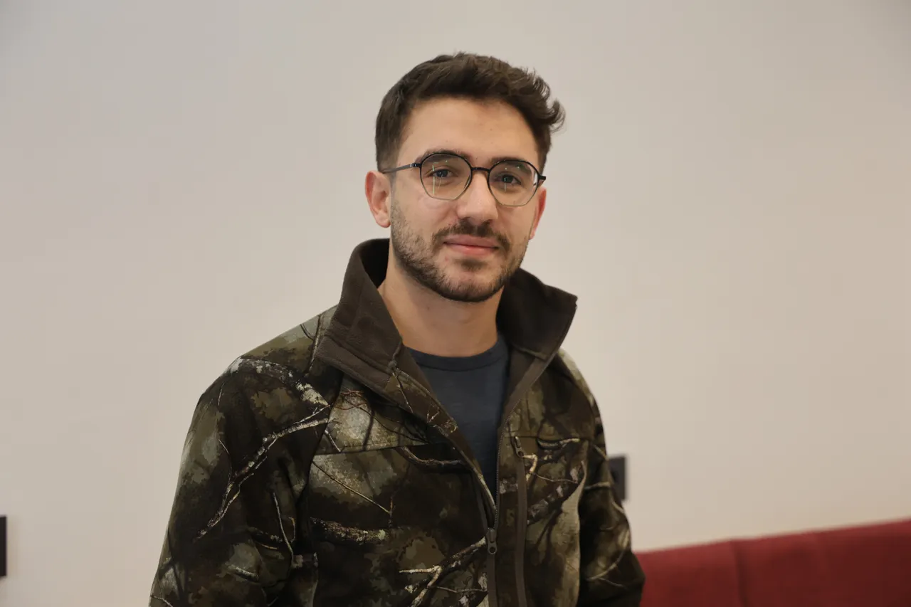 Lokantada mide bulandıran olay! Dürümün içine kıl koydu, ücret ödemeden gitti