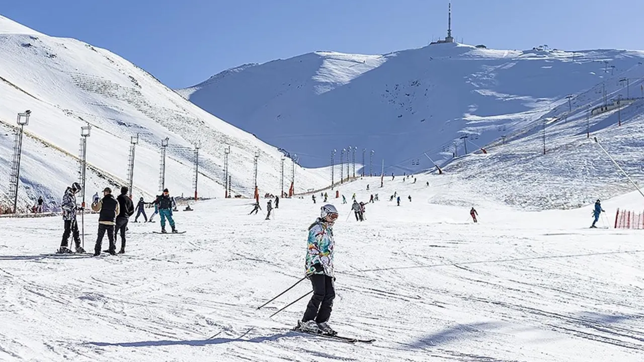 Ne Uludağ ne Erciyes! En fazla kar kalınlığı 242 santimetreyle o ilçede