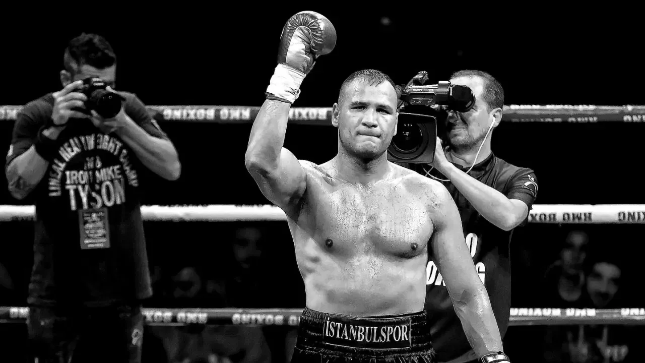 Türkiye şampiyonu milli boksör Seyda Keser 35 yaşında hayatını kaybetti