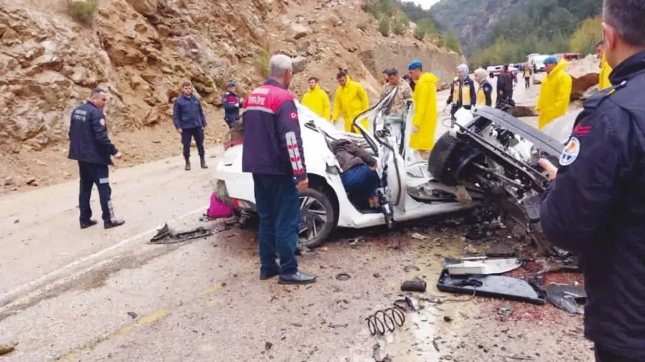 4 öğretmene mezar olan yer yine korkuttu