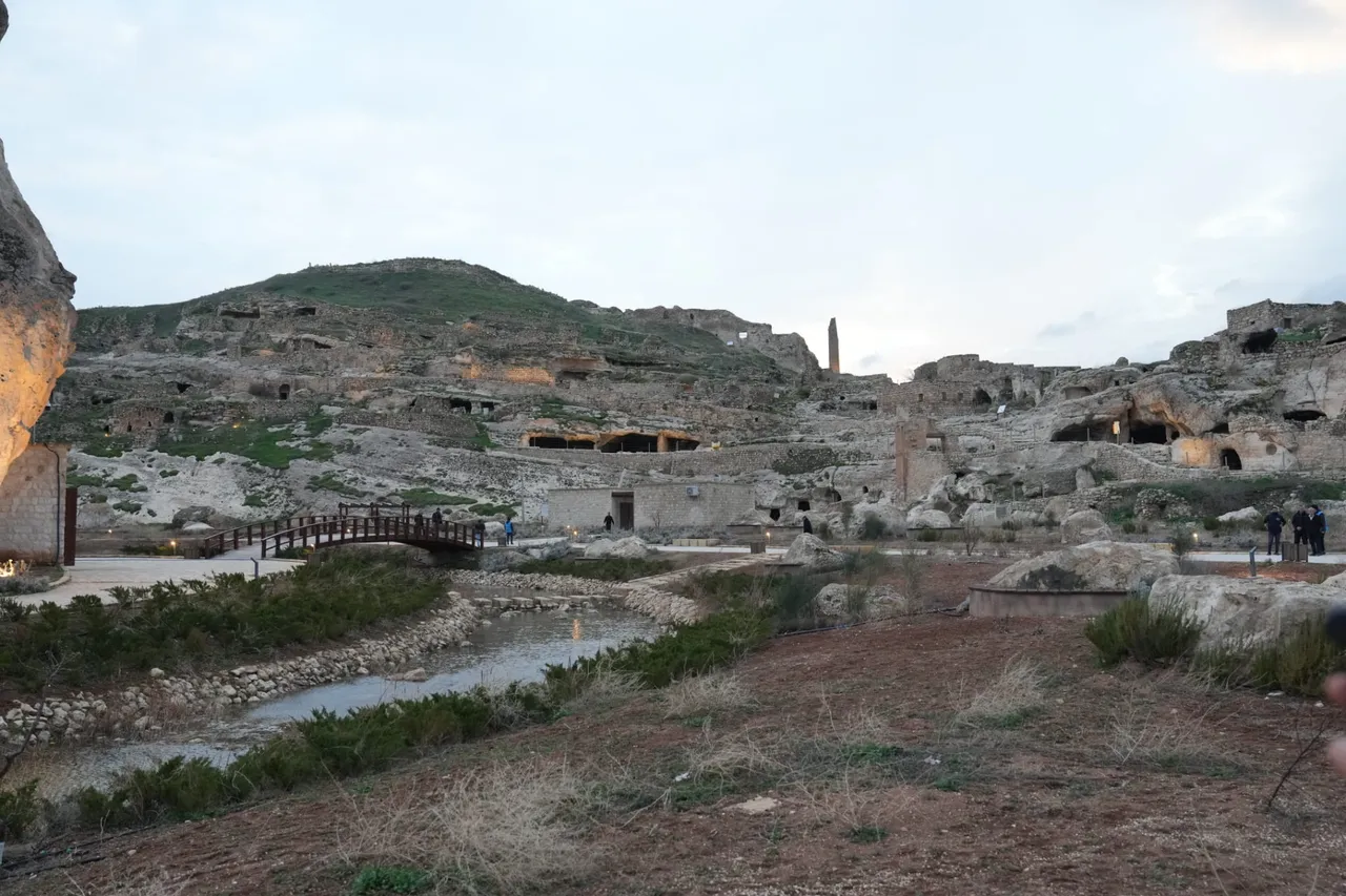 Bakan Ersoy Hasankeyf ve Sasonda sahaya indi: Tarihin kapıları yeniden açıldı