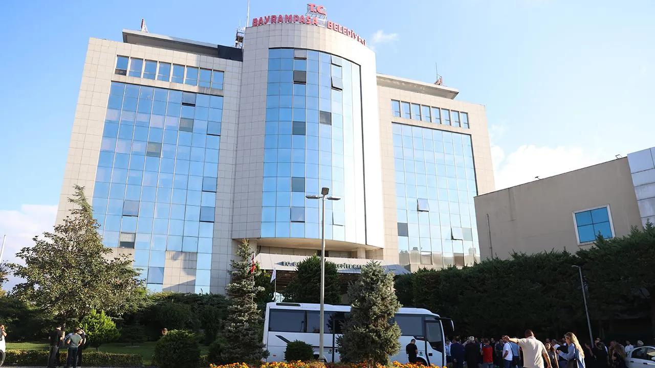 Bayrampaşa'da 'rüşvetin adresinde' Başkan Mutlu'nun kardeşi çıktı: İtirafçı her şeyi anlattı