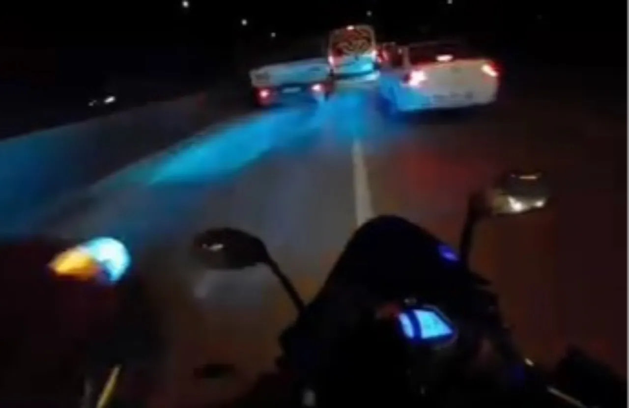 Bursa'da facianın eşiğinden dönüldü! Motosikletlinin saniyelerle yarışı kamerada