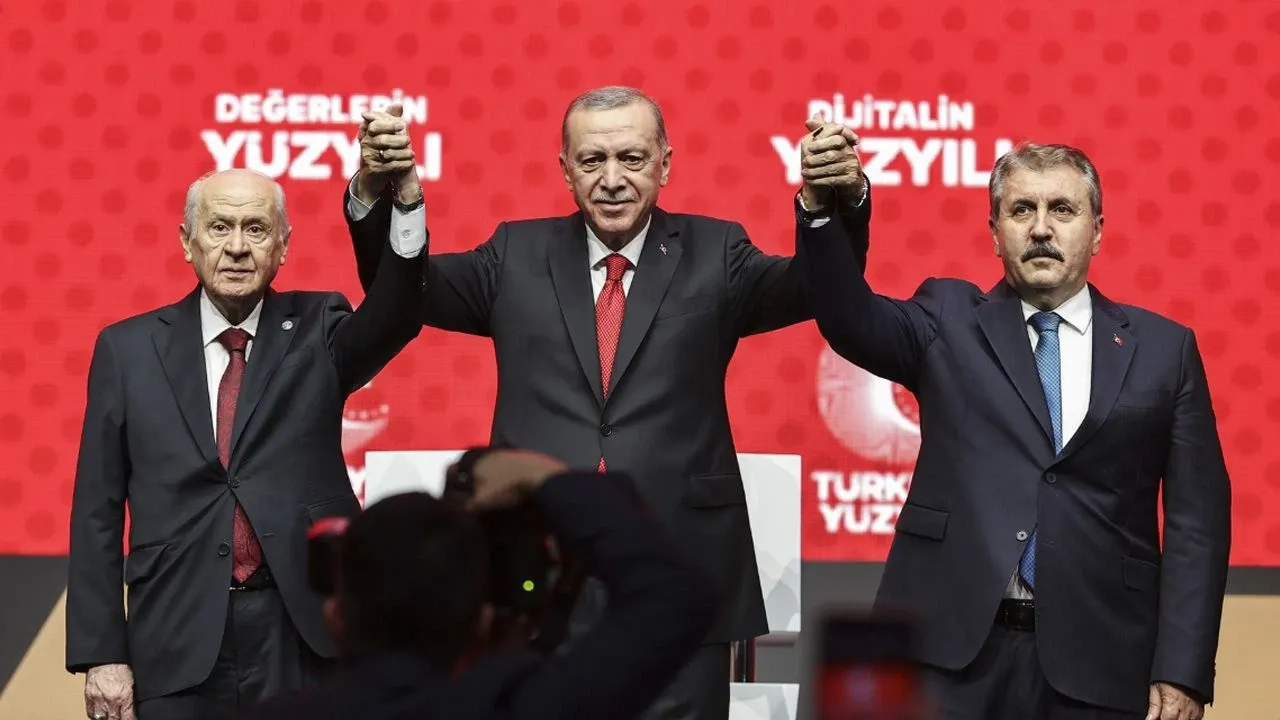 Büyük Birlik Partisi'nden 'ittifak' iddialarına cevap: Bizim durduğumuz yer nettir