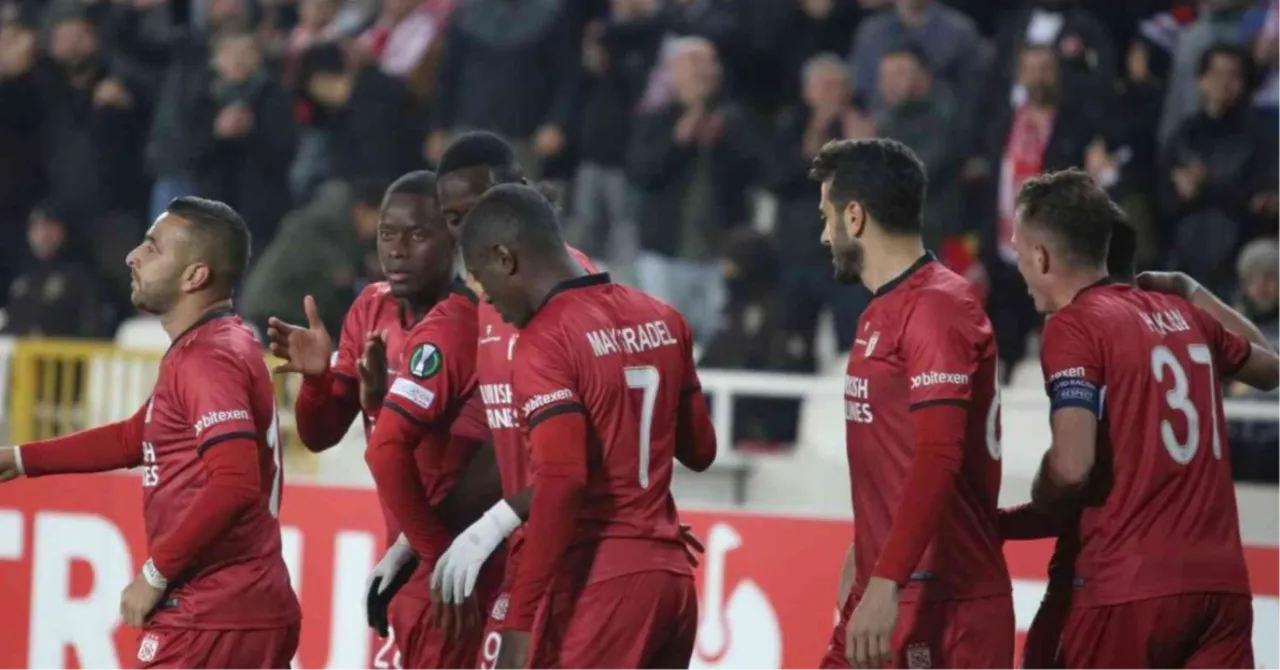 Süper Lig'de bir dönem fırtına estirmişti! Ülkesinde bakan yardımcısı oldu